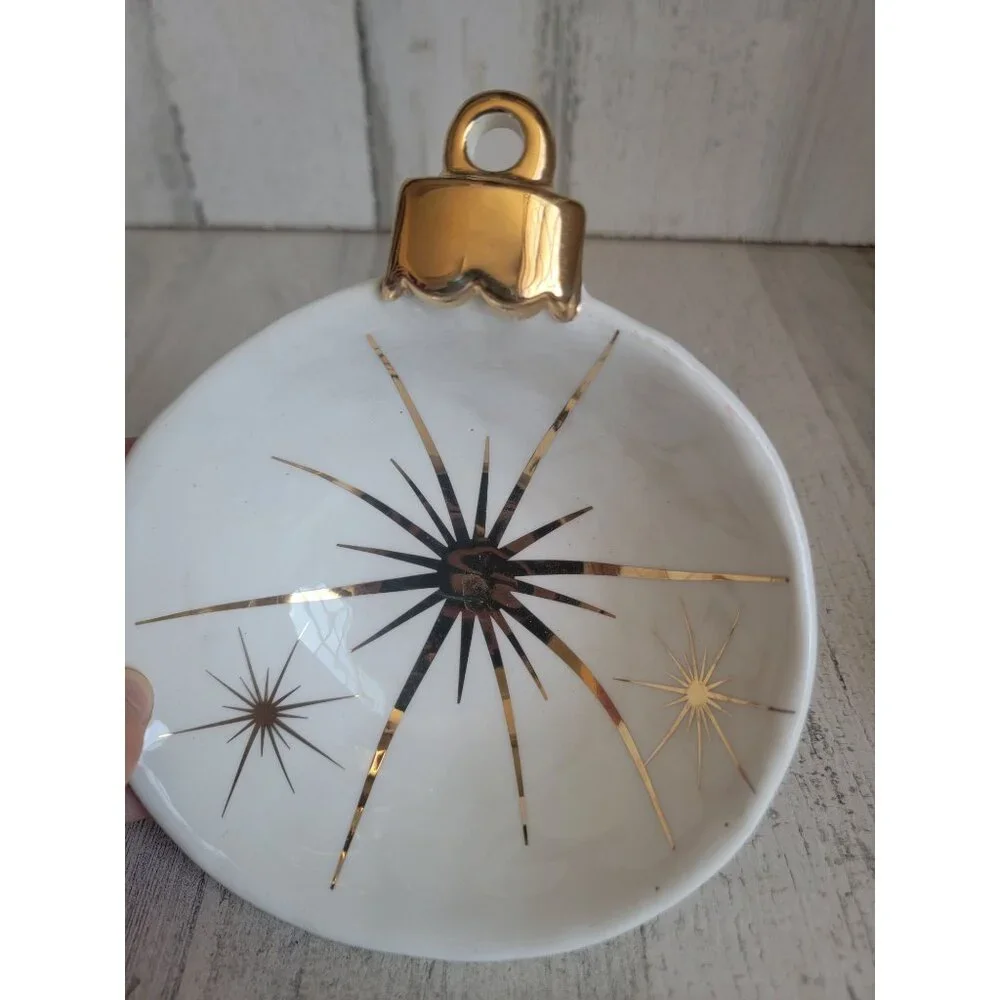 Grasslands white ball‎ ornament plate home decor